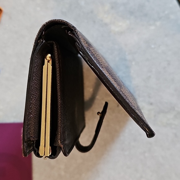 ✨️AUTHENTIC✨️ Louis Vuitton Ebene Damier Kiss Wallet - Picture 5 of 16